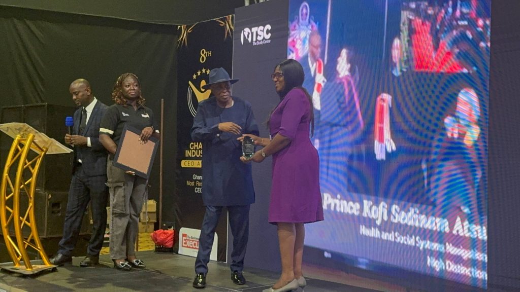 5857228196879731683 119